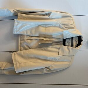 Bagatelle leather jacket - worn once
Perfect jacket - just don’t wear!
